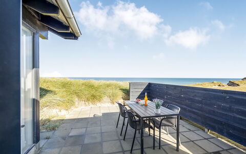 Antonie - 95M from the Sea: Maison, Domicile, Toit, Chalet, Biens, Aménagement Paysager, Batiments Jardin, Siding, Ferme