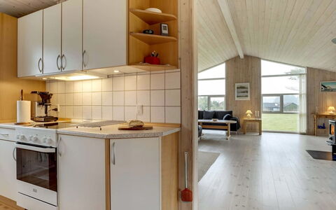 Sampsa - 600M from the Sea: Design Intérieur, Sol, Meubles, Bois, Plafond, Sol, Cuisine, Pièce, Luminaire, Appartement