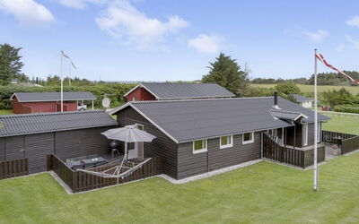 Sampsa - 600M from the Sea