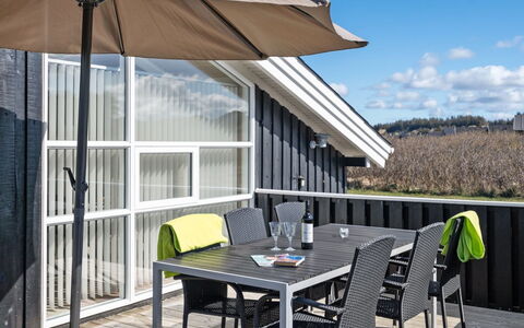 Galatia - 500M from the Sea: Meubles, Design Intérieur, Sol, Bois, Sol, Plafond, Parquet, Chaise, Table, Éclairage