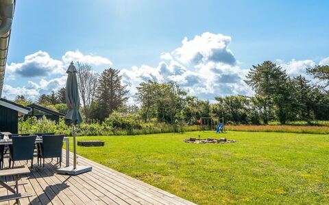 Engelina - 1.3Km from the Sea: Herbe, Maison, Toit, Domicile, Chalet, Arbuste, Lot Terre, Zone Rurale, Ferme, Couverture De Sol