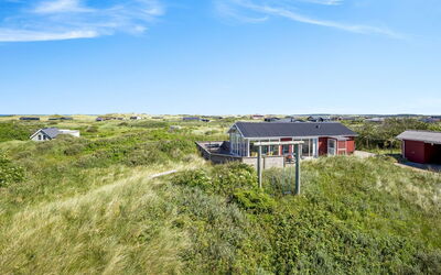 Olla - 300M from the Sea
