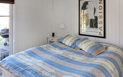 Ava - 1Km from the Sea: Bois, Domicile, Porche, Plate-Forme, Dur, Toit, Tache De Bois, Parquet, Eco Hôtel