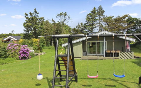Sonya - 1Km from the Sea: Piscine, Mobilier De Jardin, Meubles, Recours, Dalle, Eco Hôtel, Ombre, Chaise, Loisir, Biens