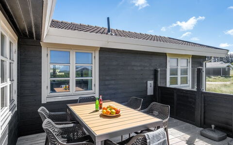 Elea - 394M from the Sea: Architecture, Toit, Domicile, Composite, Daylighting, Siding, Allée