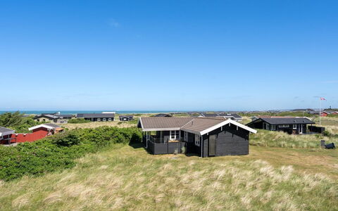 Elea - 394M from the Sea: Architecture, Toit, Domicile, Composite, Daylighting, Siding, Allée