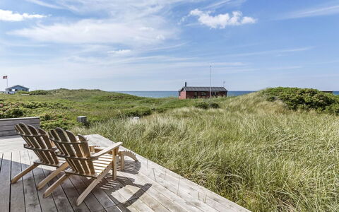 Aaltje - 65M from the Sea: Maison, Domicile, Porte, Toit, Chalet, Biens, Jardin, Ombre, Siding, Cour