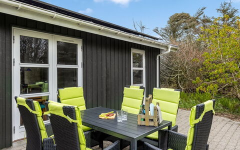 Hauke - 478M from the Sea: Meubles, Mobilier De Jardin, Chaise, Tableau De Plein Air, Jardin, Patio, Tache De Bois, Ombre, Table Cuisine Et Salle A Manger, Plate-Forme
