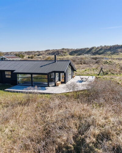 Amalie - 650M from the Sea