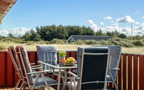 Bertie - 700M from the Sea: Herbe, Prairie, Paysage, Écorégion, Plaine, Communauté Des Plantes, Lot Terre, Mobilier De Jardin, Prairie, Formations Arbustives