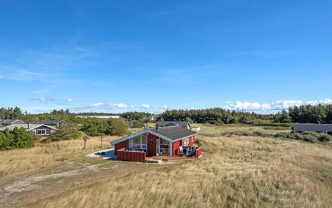 Bertie - 700M from the Sea: Herbe, Prairie, Paysage, Écorégion, Plaine, Communauté Des Plantes, Lot Terre, Mobilier De Jardin, Prairie, Formations Arbustives