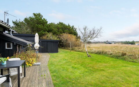 Øgrim - 204M from the Sea: Maison, Domicile, Chalet, Biens, Cour, Ferme, Siding, Batiments Jardin, Porche