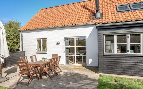 Marijanne - 500M from the Sea: Bois, Toit, Architecture, Domicile, Maison, Chalet, Siding, Dur, Pente, Biens