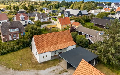 Marijanne - 500M from the Sea