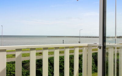 Kosara - 50M from the Sea
