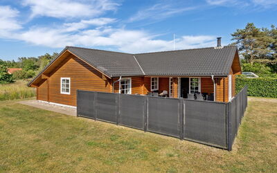 Brigitta - 1.5Km from the Sea