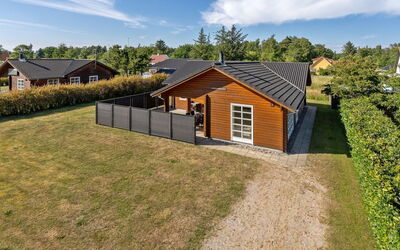 Brigitta - 1.5Km from the Sea