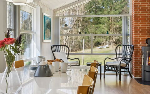 Nicklas - 2Km from the Sea: Piscine, Mobilier De Jardin, Meubles, Recours, Dalle, Eco Hôtel, Ombre, Chaise, Loisir, Biens