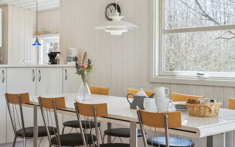 Nicklas - 2Km from the Sea: Piscine, Mobilier De Jardin, Meubles, Recours, Dalle, Eco Hôtel, Ombre, Chaise, Loisir, Biens
