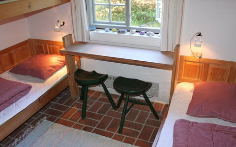 Gravers - 300M from the Sea: Piscine, Mobilier De Jardin, Meubles, Recours, Dalle, Eco Hôtel, Ombre, Chaise, Loisir, Biens