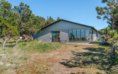 Petersen - 50M from the Sea: Bois, Domicile, Porche, Plate-Forme, Dur, Toit, Tache De Bois, Parquet, Eco Hôtel