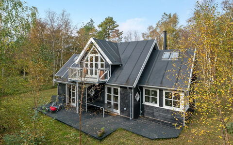 Henni - 2.5Km from the Sea: Maison, Domicile, Chalet, Biens, Cour, Ferme, Siding, Batiments Jardin, Porche