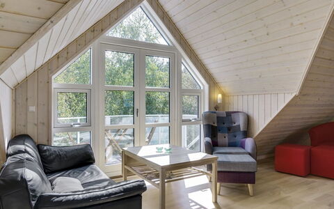 Henni - 2.5Km from the Sea: Piscine, Mobilier De Jardin, Meubles, Recours, Dalle, Eco Hôtel, Ombre, Chaise, Loisir, Biens