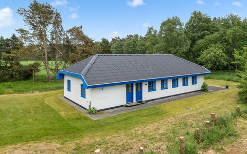 Ema - 5Km from the Sea: Bois, Domicile, Porche, Plate-Forme, Dur, Toit, Tache De Bois, Parquet, Eco Hôtel