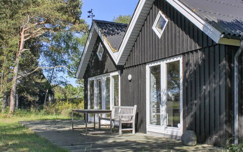 Hatem - 200M from the Sea: Bois, Domicile, Porche, Plate-Forme, Dur, Toit, Tache De Bois, Parquet, Eco Hôtel