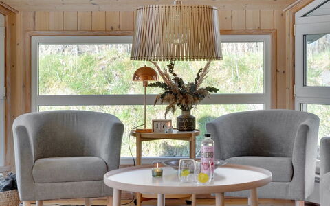 Mika - 1Km from the Sea: Bois, Domicile, Porche, Plate-Forme, Dur, Toit, Tache De Bois, Parquet, Eco Hôtel