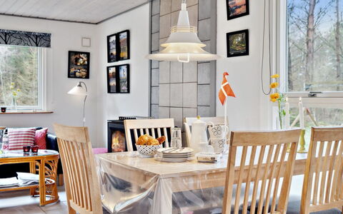 Harthe - 800M from the Sea: Piscine, Mobilier De Jardin, Meubles, Recours, Dalle, Eco Hôtel, Ombre, Chaise, Loisir, Biens