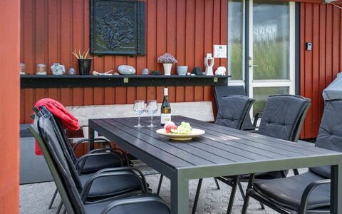 Harthe - 800M from the Sea: Piscine, Mobilier De Jardin, Meubles, Recours, Dalle, Eco Hôtel, Ombre, Chaise, Loisir, Biens