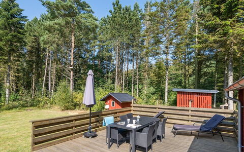 Harthe - 800M from the Sea: Piscine, Mobilier De Jardin, Meubles, Recours, Dalle, Eco Hôtel, Ombre, Chaise, Loisir, Biens