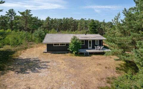 Adelisa - 600M from the Sea: Bois, Domicile, Porche, Plate-Forme, Dur, Toit, Tache De Bois, Parquet, Eco Hôtel