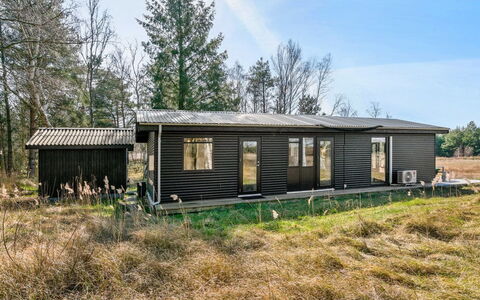 Shayene - 2.5Km from the Sea: Bois, Domicile, Porche, Plate-Forme, Dur, Toit, Tache De Bois, Parquet, Eco Hôtel