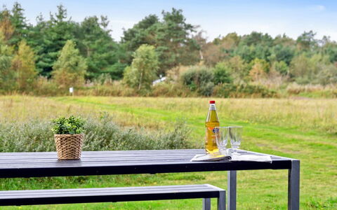 Shayene - 2.5Km from the Sea: Bois, Domicile, Porche, Plate-Forme, Dur, Toit, Tache De Bois, Parquet, Eco Hôtel