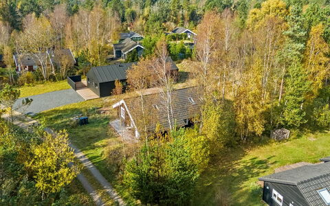 Tanas - 2Km from the Sea: Arbre, Zone Résidentielle, Paysage, Maison, Lot Terre, Toit, Domicile, Zone Rurale, Établissements Humains, Chalet