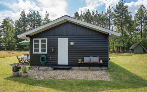 Gizelle - 1.5Km from the Sea: Maison, Domicile, Chalet, Biens, Cour, Ferme, Siding, Batiments Jardin, Porche
