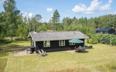 Gizelle - 1.5Km from the Sea: Maison, Domicile, Chalet, Biens, Cour, Ferme, Siding, Batiments Jardin, Porche