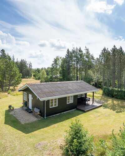 Gizelle - 1.5Km from the Sea