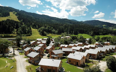 Sankt Georgen am Kreischberg 410: Ciel, Bâtiment, Fenêtre, Arbre, Plante, Maison, Lot Terre, Chalet, Bois, Siding