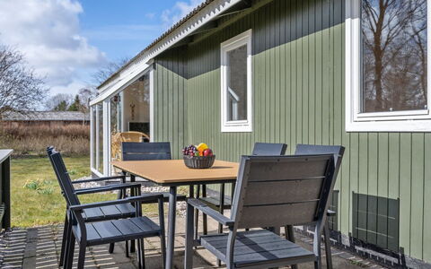 Cordelia - 400M from the Sea: Piscine, Mobilier De Jardin, Meubles, Recours, Dalle, Eco Hôtel, Ombre, Chaise, Loisir, Biens