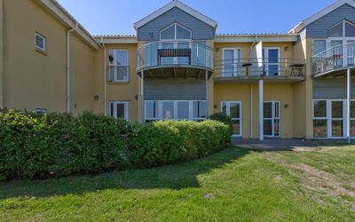 Nadina - All Inclusive - from the Sea in Ne Jutl
