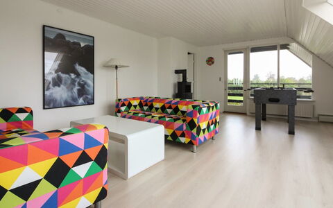 Spase - 250M to the Fjord: Design Intérieur, Sol, Meubles, Sol, Bois, Plafond, Pièce, Salon, Éclairage, Domicile