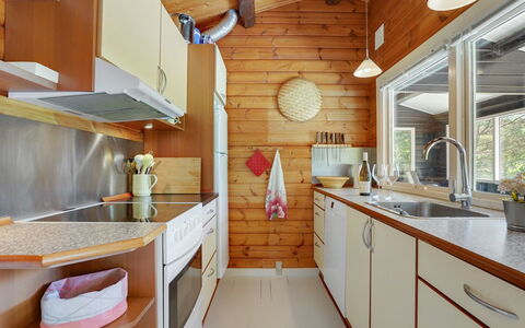 Tuba - 600M from the Sea: Bois, Domicile, Porche, Plate-Forme, Dur, Toit, Tache De Bois, Parquet, Eco Hôtel
