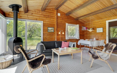 Tuba - 600M from the Sea: Bois, Domicile, Porche, Plate-Forme, Dur, Toit, Tache De Bois, Parquet, Eco Hôtel
