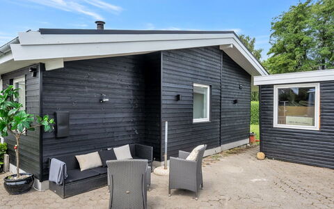 Fentje - 375M to the Fjord: Maison, Domicile, Toit, Chalet, Biens, Aménagement Paysager, Batiments Jardin, Siding, Ferme