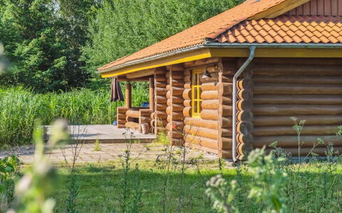 Elsia - 1.5Km to the Fjord: Architecture, Toit, Domicile, Composite, Daylighting, Siding, Allée