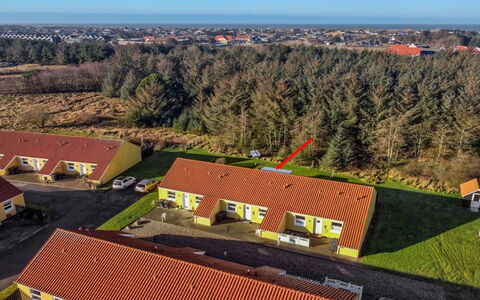 Oddi - 900M from the Sea: Bois, Domicile, Porche, Plate-Forme, Dur, Toit, Tache De Bois, Parquet, Eco Hôtel