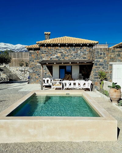 One Bedroom With Private Pool